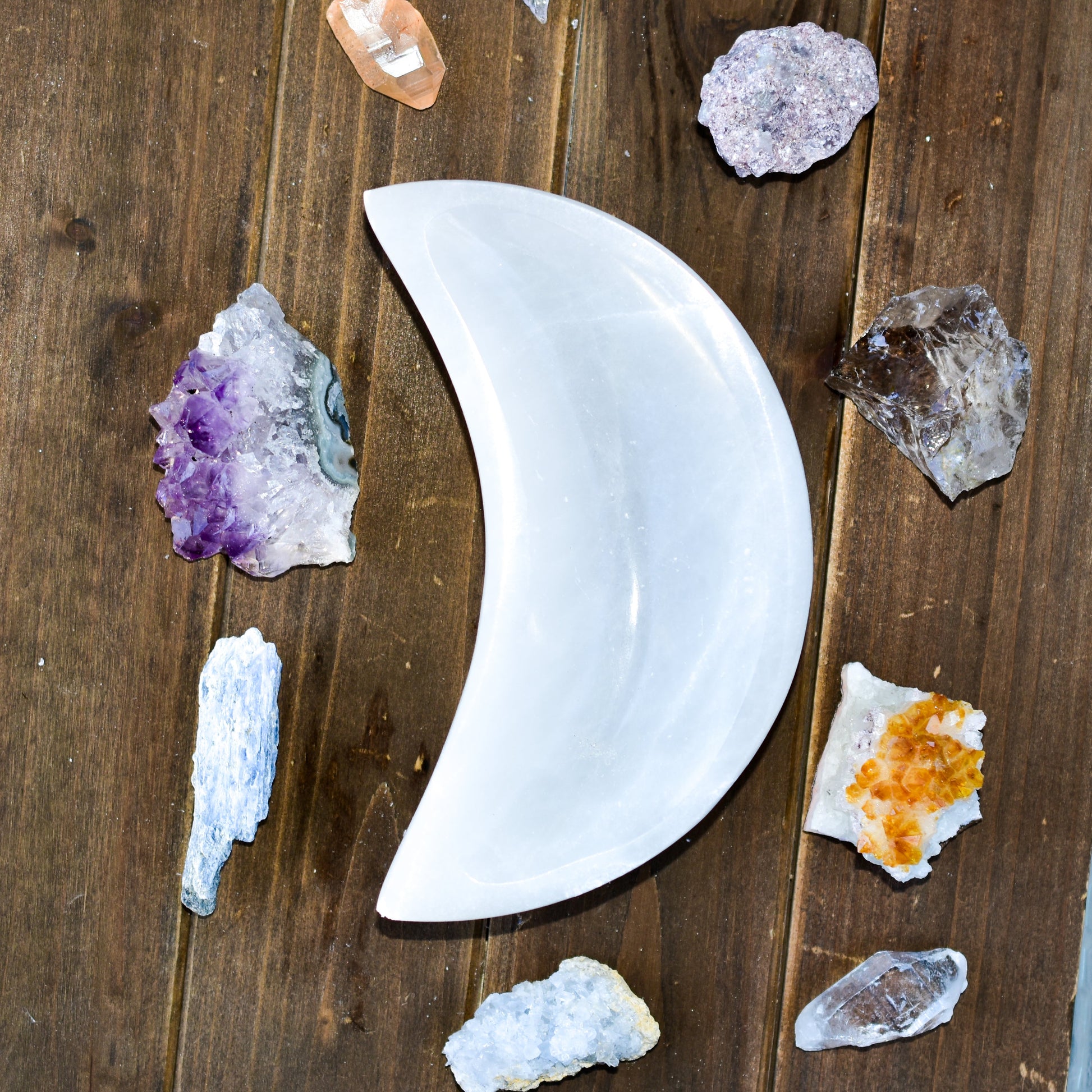 NEW Selenite Moon Bowls - Perfect for Holding and Recharging Crystals, Jewelry, and Small Items - NovaShop