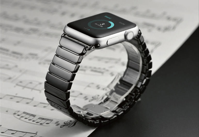 Premium Ceramic Apple Watch Band – Sleek & Durable Design - NovaShop